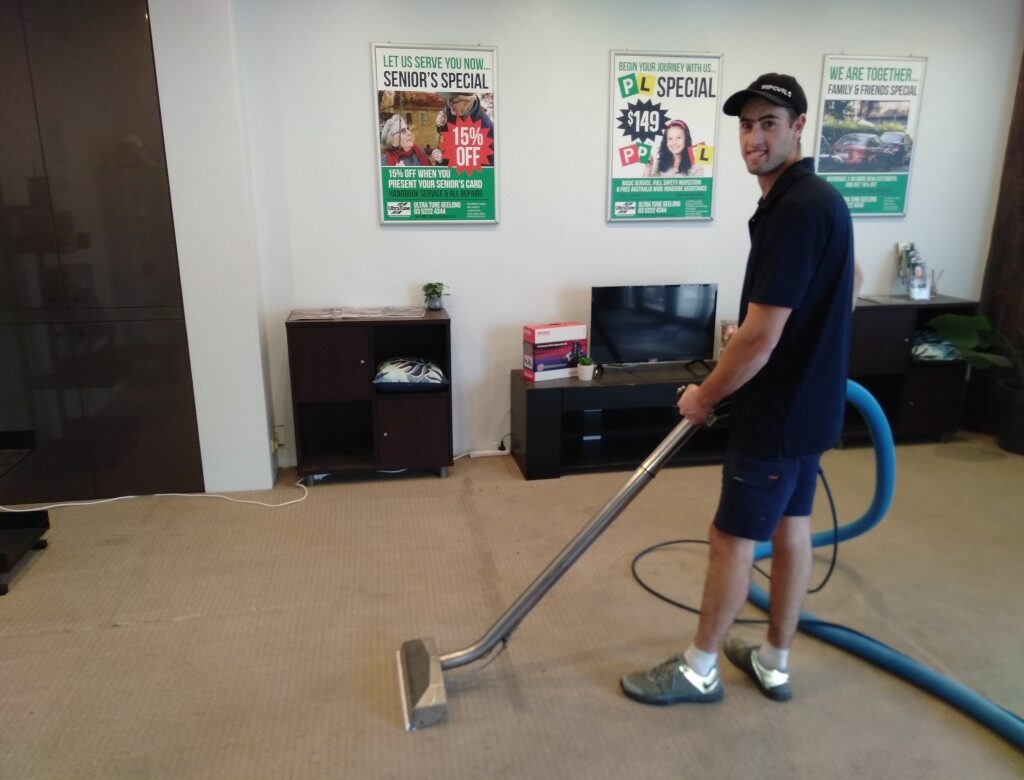 Expert carpet cleaning service in Drysdale removing stains and dirt.